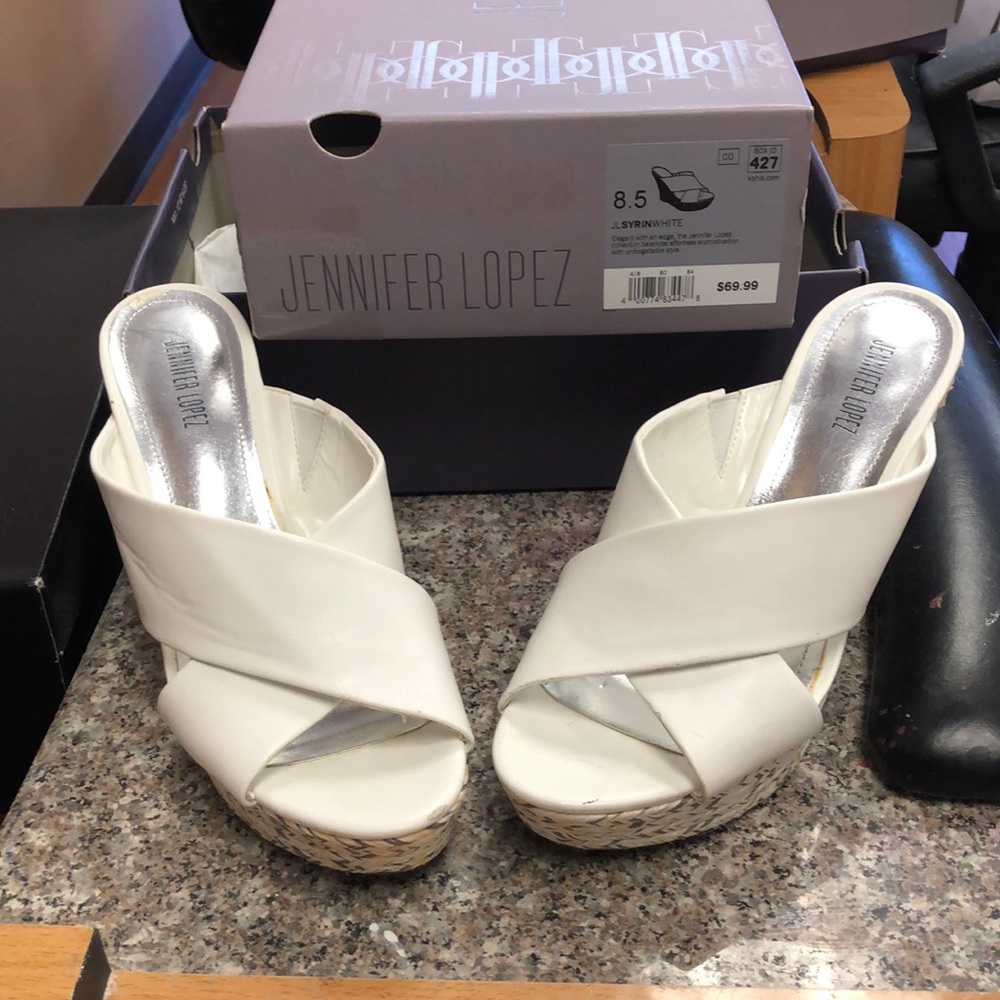 Jennifer Lopez wedges - Picture 1 of 6